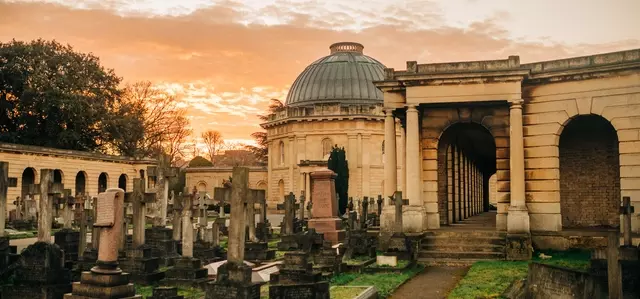 Brompton Cemetry in winter