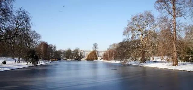St James's Park in the snow